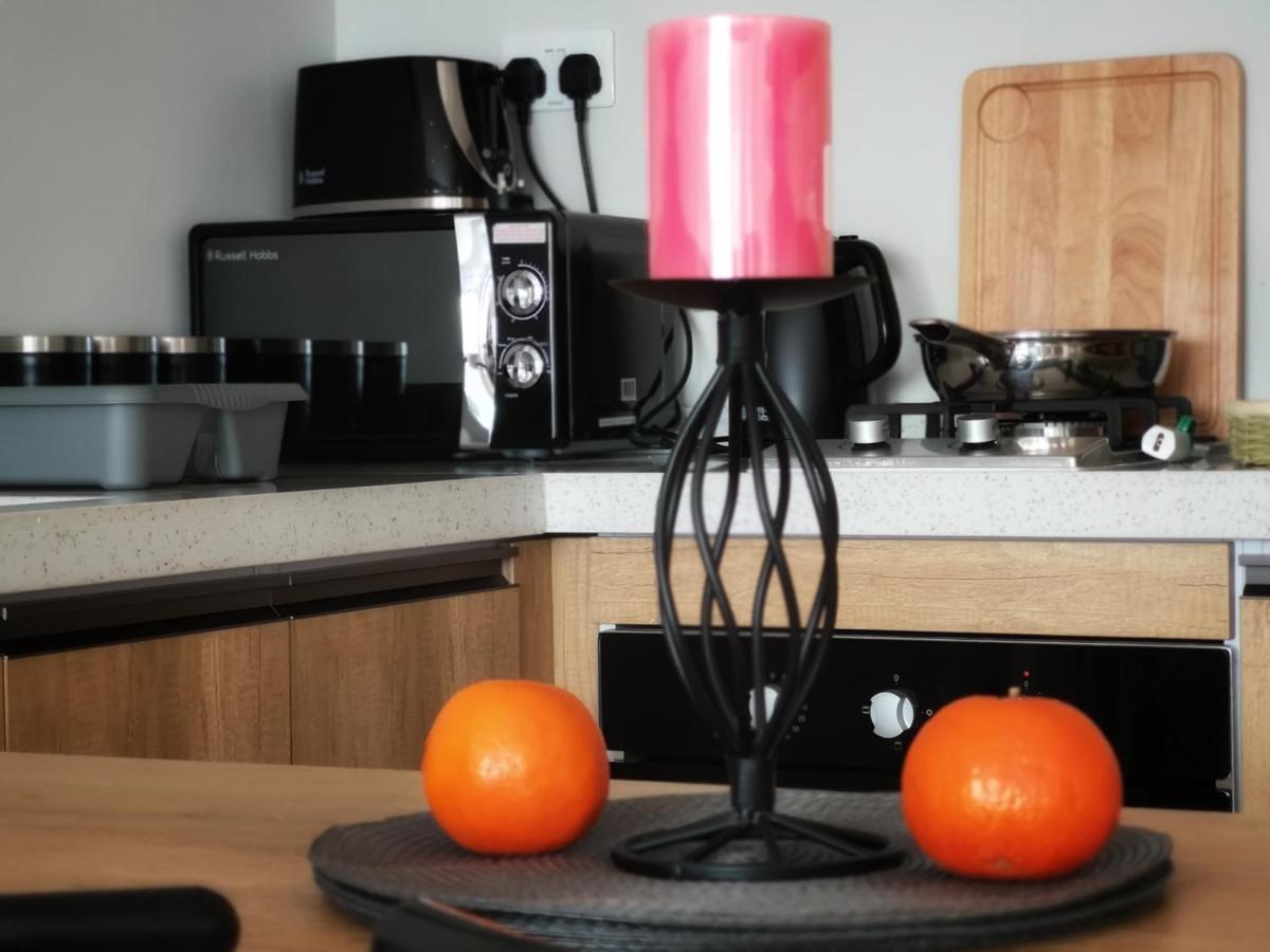 E14, Forest View Apartments, Deposit Required To Confirm Booking Кололи Экстерьер фото
